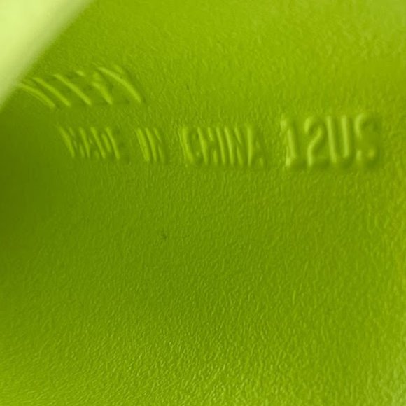 Yeezy Slide Green Glow Second Release Size 12 - Picture 7 of 7